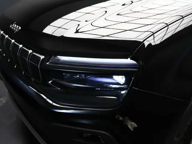 Jeep Avenger view 16