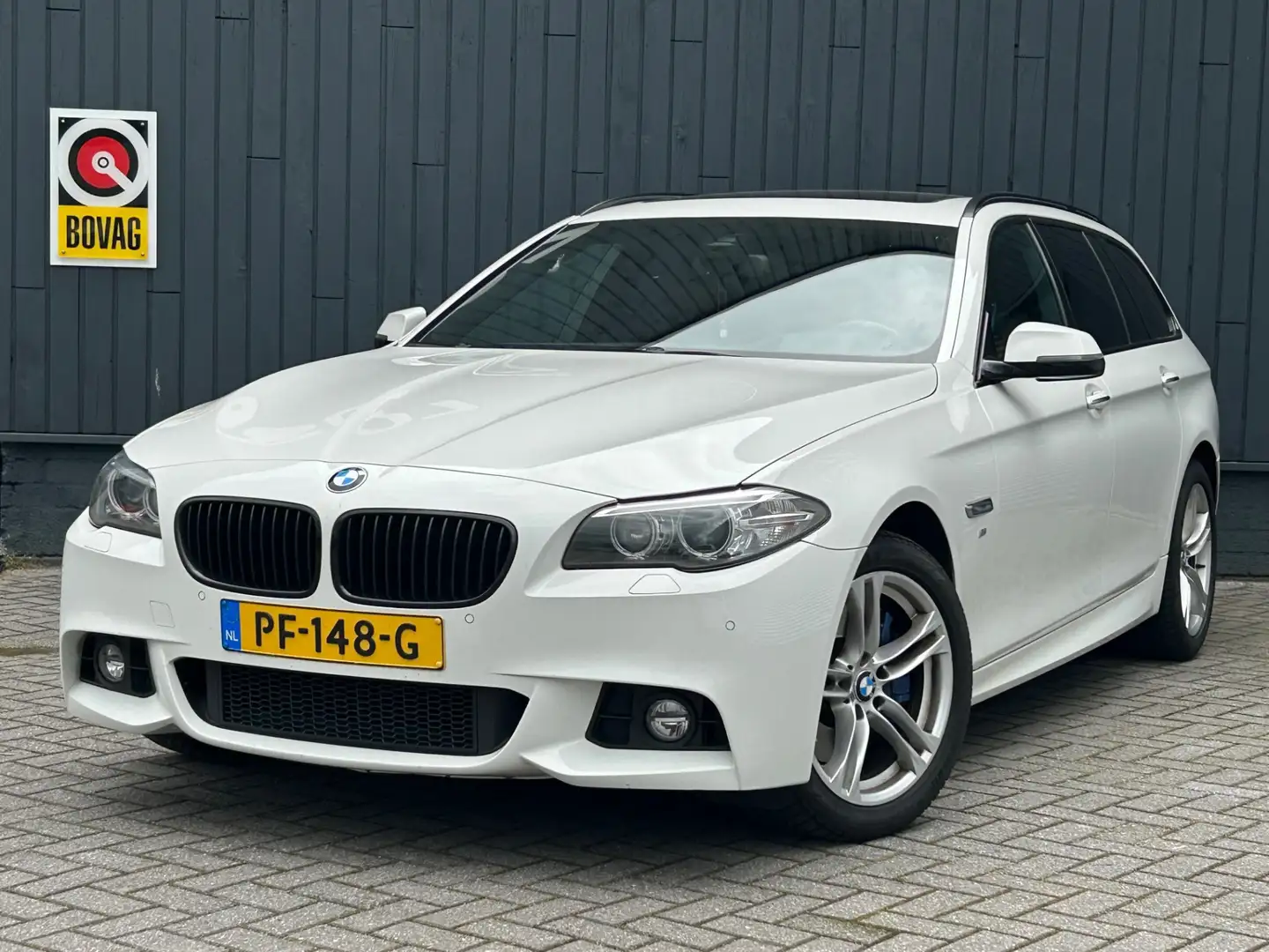 BMW 530 5-serie Touring 530xd M Sport Edition High Executi Wit - 1