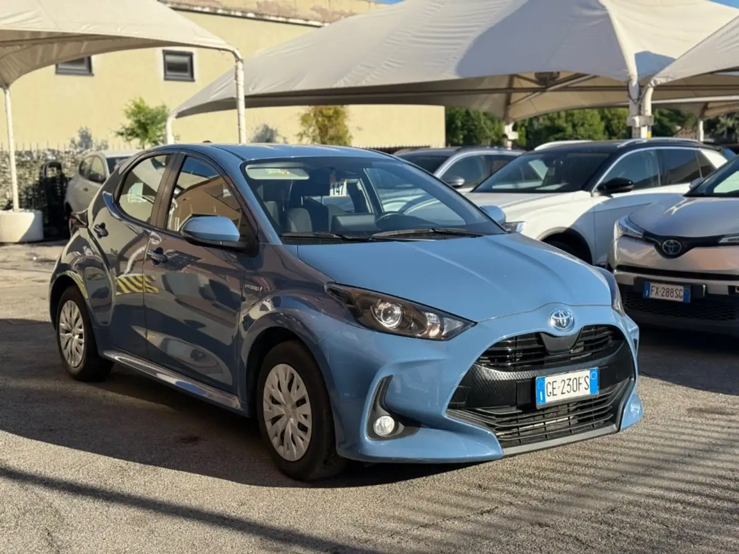 Toyota Yaris 1.5 Hybrid 5 porte “aziendale” iva esposta Blu/Azzurro - 1
