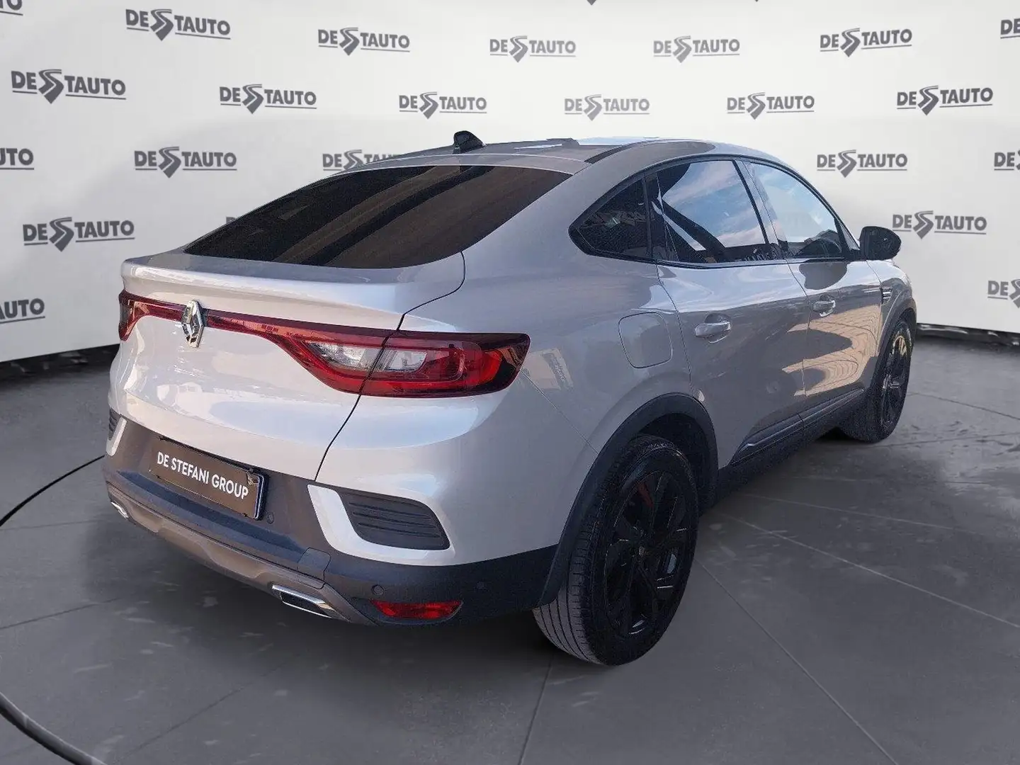 Renault Arkana Arkana 1.6 E-Tech hybrid R.S. Line 145cv Bianco - 2