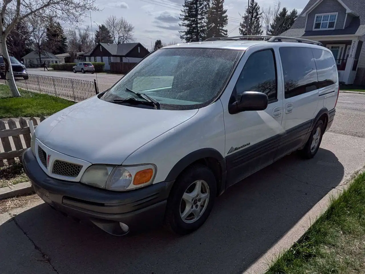Pontiac Montana снимка Pontiac Montana