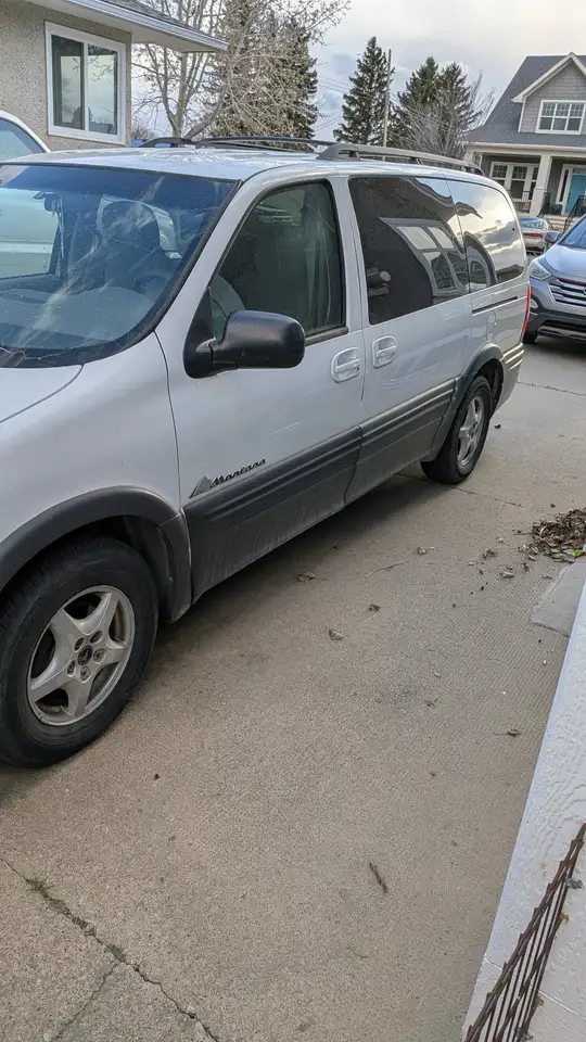 2003 Pontiac Montana