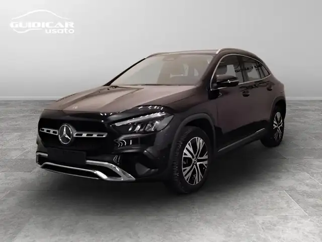 Mercedes-Benz GLA 250 e phev Progressive Advanced auto