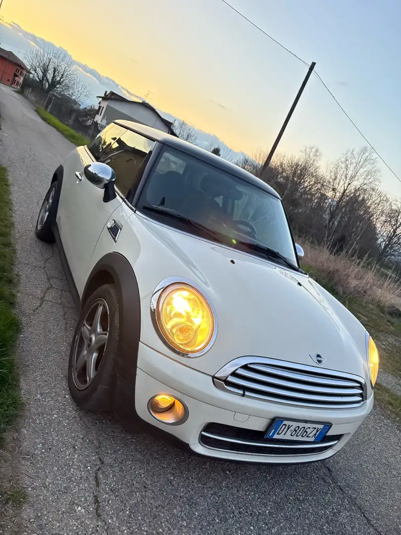 MINI Cooper D R56 - 1