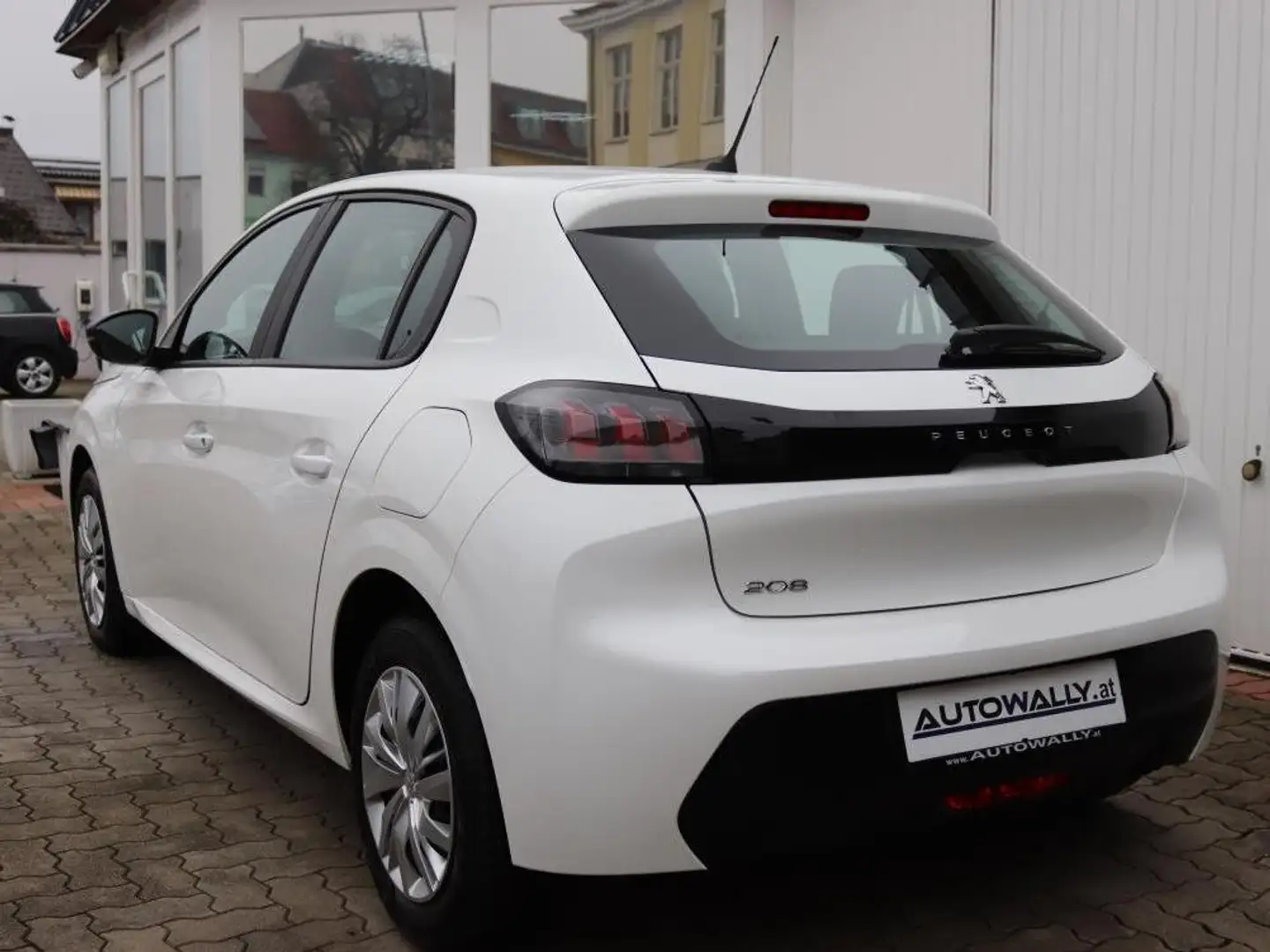 Peugeot 208 Active PureTech 75 S&S Weiß - 2