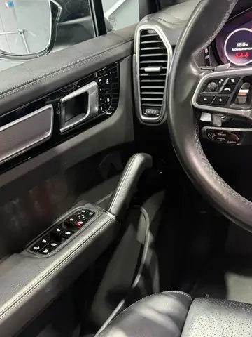 Porsche Cayenne E-Hybrid Ansicht 37