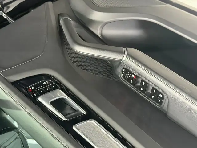 Porsche Cayenne E-Hybrid Ansicht 18