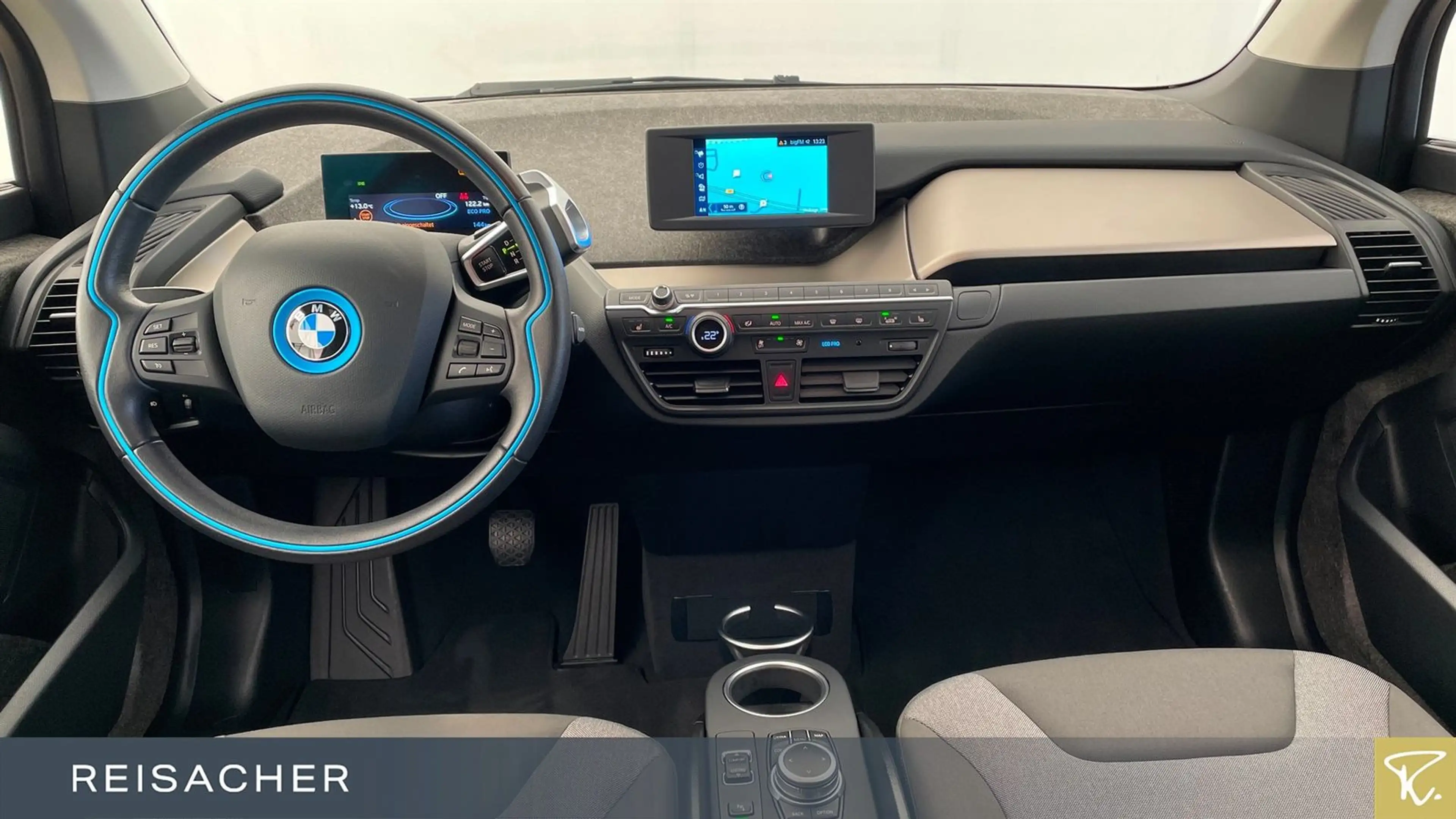 BMW i3 120Ah RFK SH GSD KlimaA NaviBusi 19"LM — photo 6