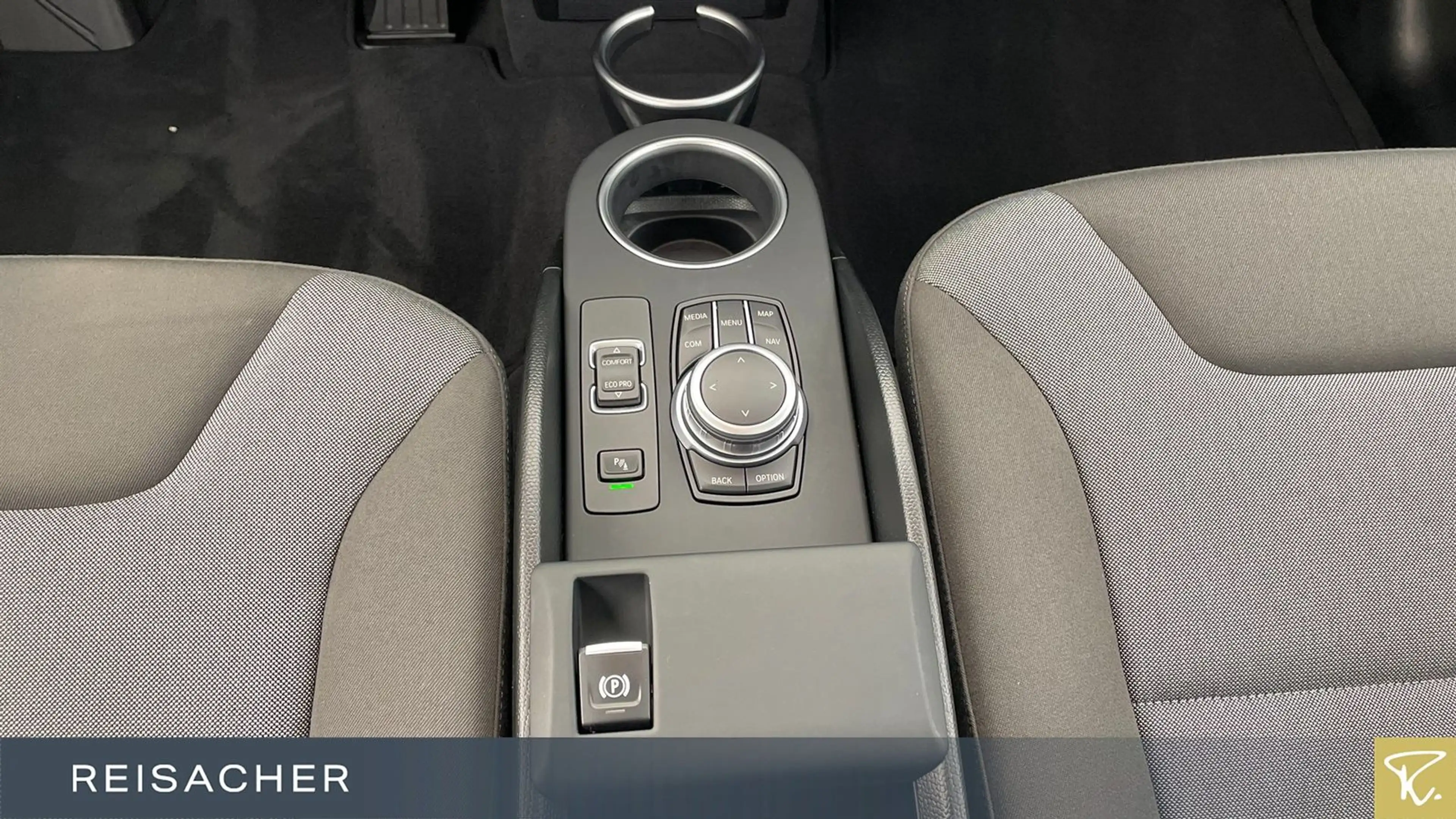 BMW i3 120Ah RFK SH GSD KlimaA NaviBusi 19"LM — photo 11