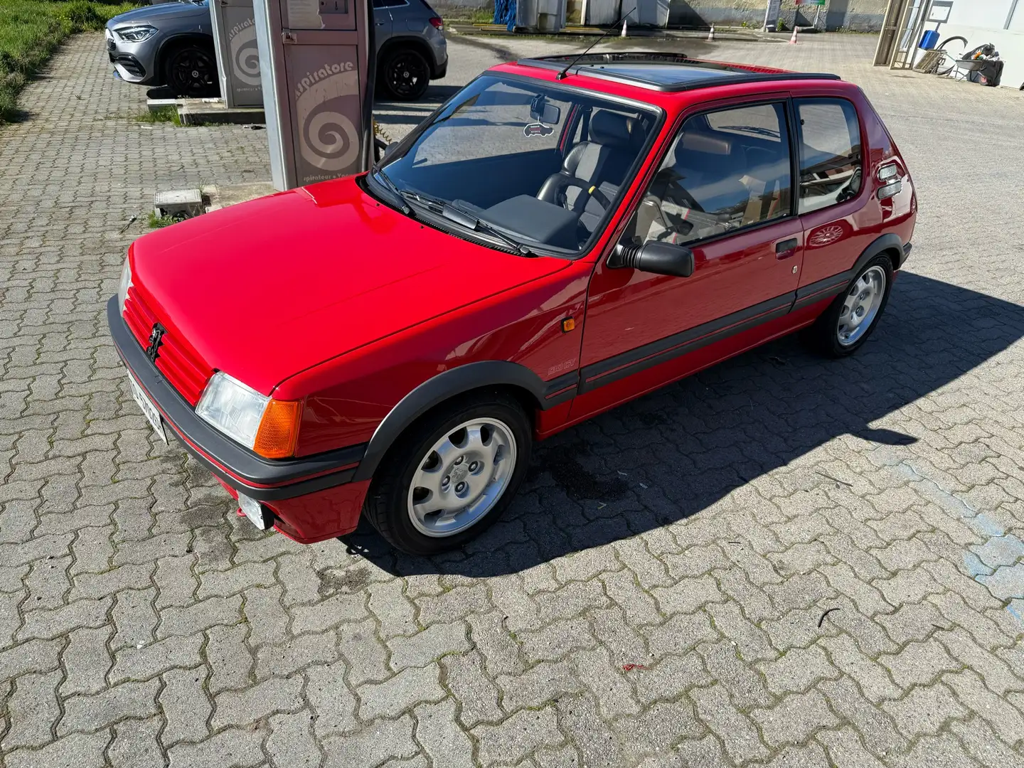Peugeot 205 3p 1.9 Gti c/TA 130cv 5m - 1