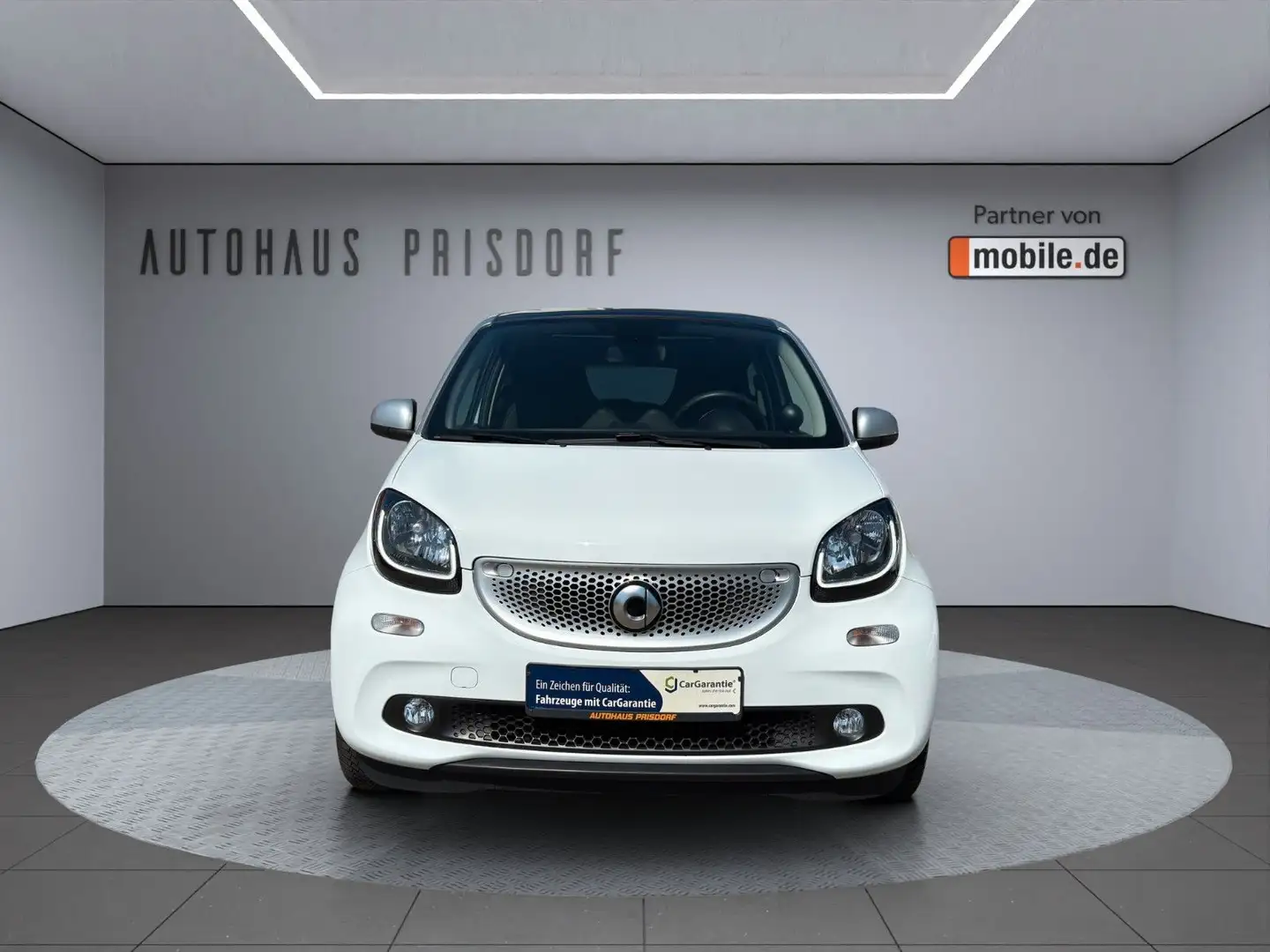 smart forFour Basis 52kW Automatik/Klima/Tempomat/Shz Weiß - 2
