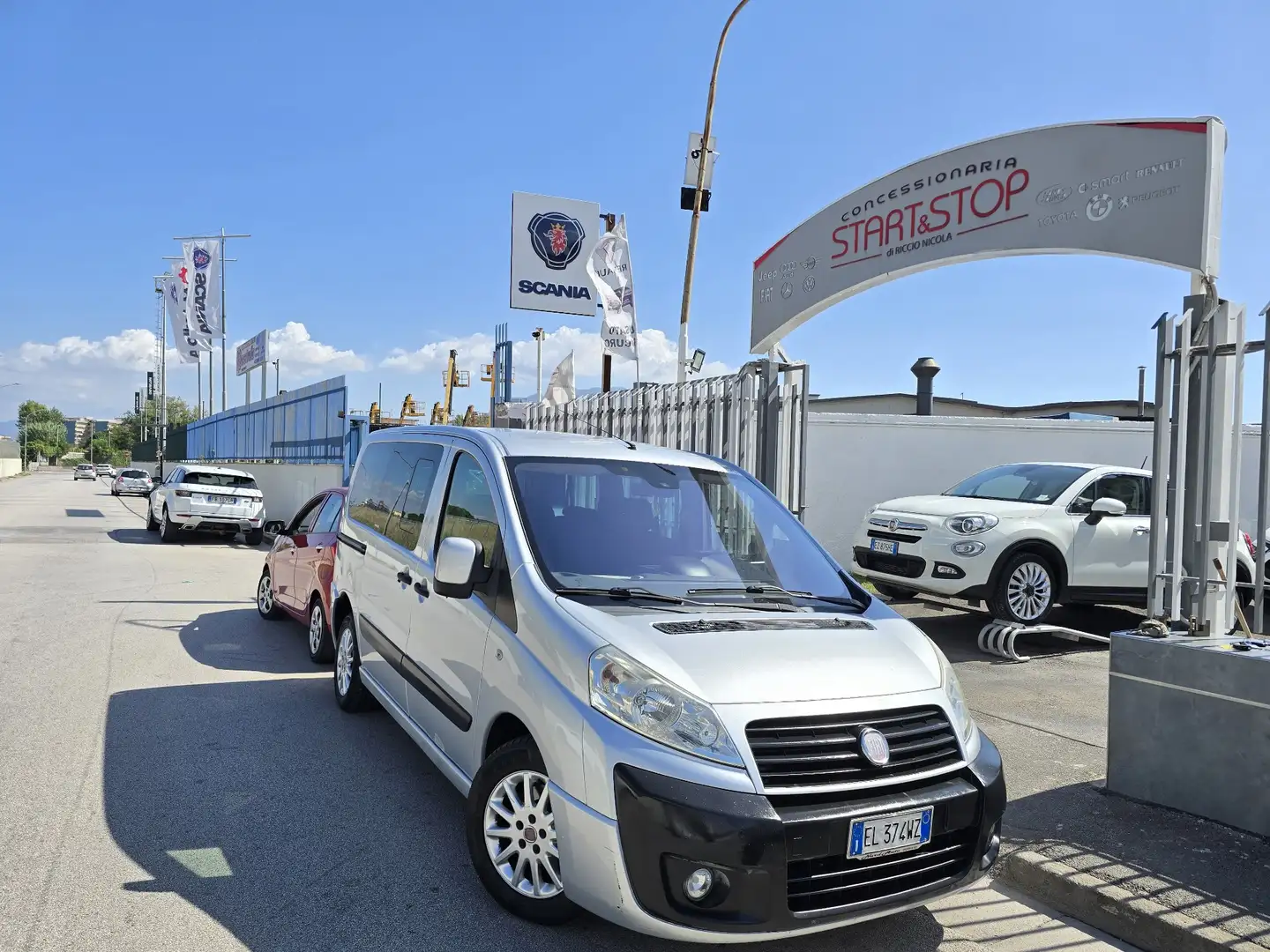 Fiat Scudo panorama 2.0mjt 130cv 8 posti Grau - 1
