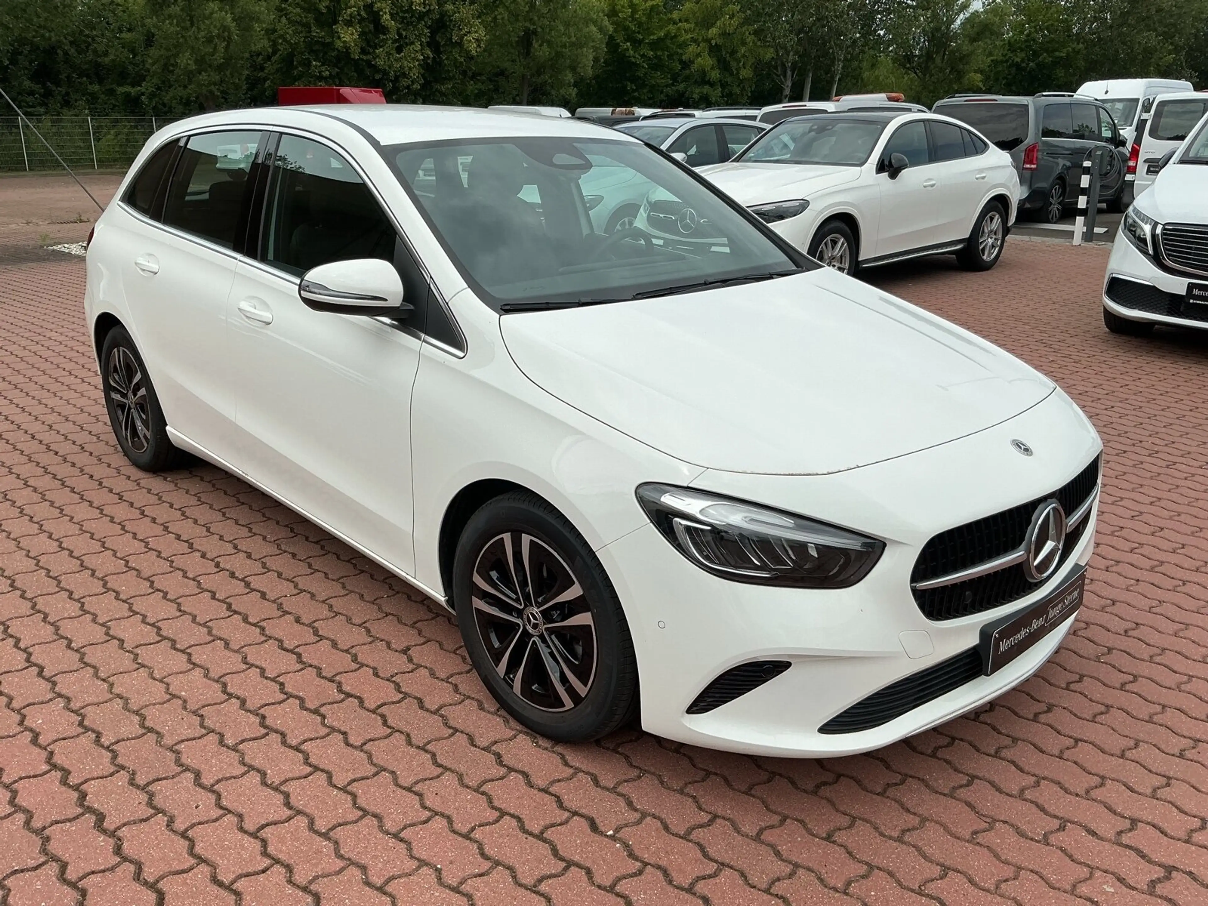 Mercedes-Benz B 200 B 200 Progr RüKam LED Spiegelpak AHK LED Winterp — photo 3