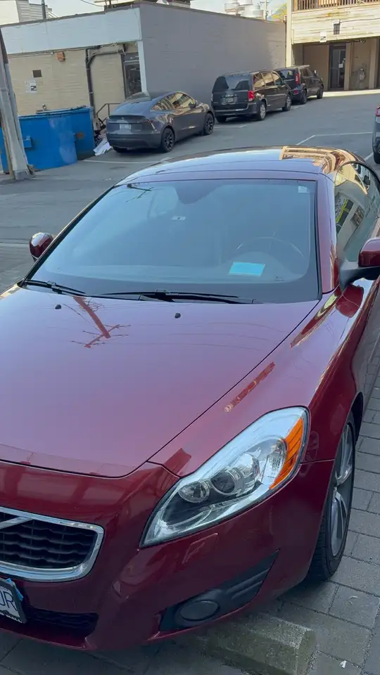 2011 Volvo C70