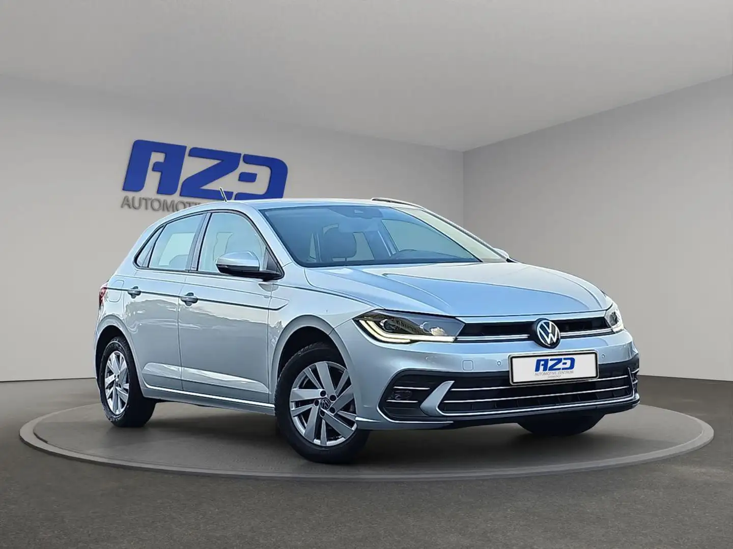 Volkswagen Polo Style TSI V-COCK MATRIX NAVI PDC SITZHZ KLIMAAUTO Silber - 2