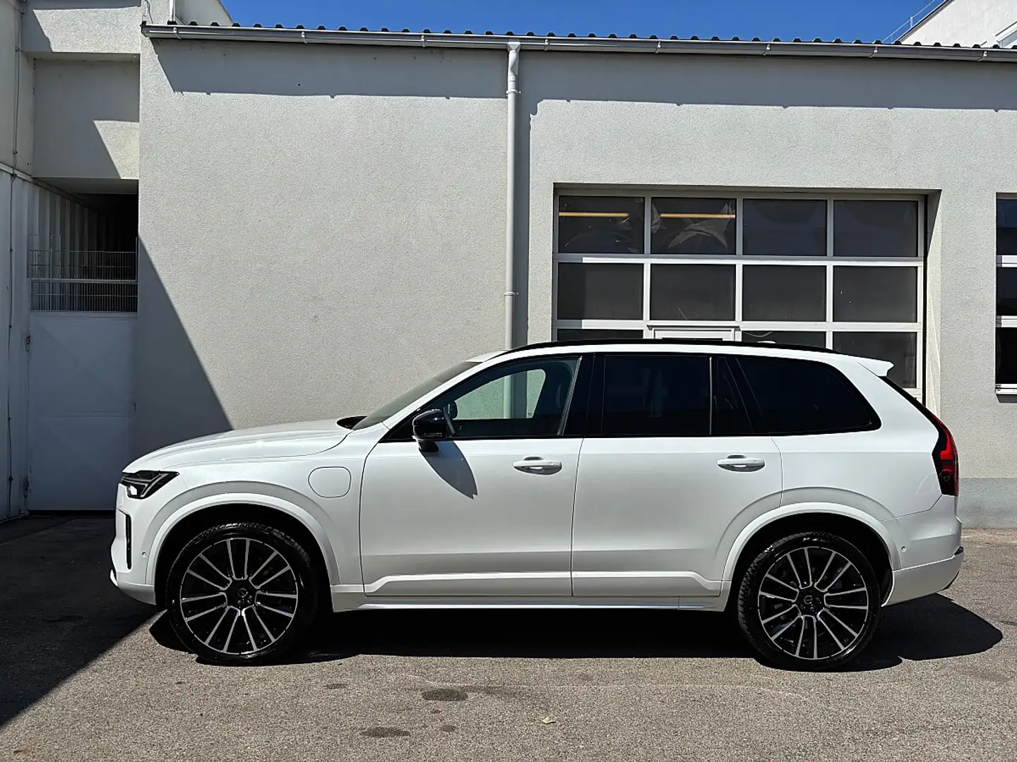 Volvo XC90 T8 AWD PHEV 18,8kWh Ultra Black Edition Weiß - 2