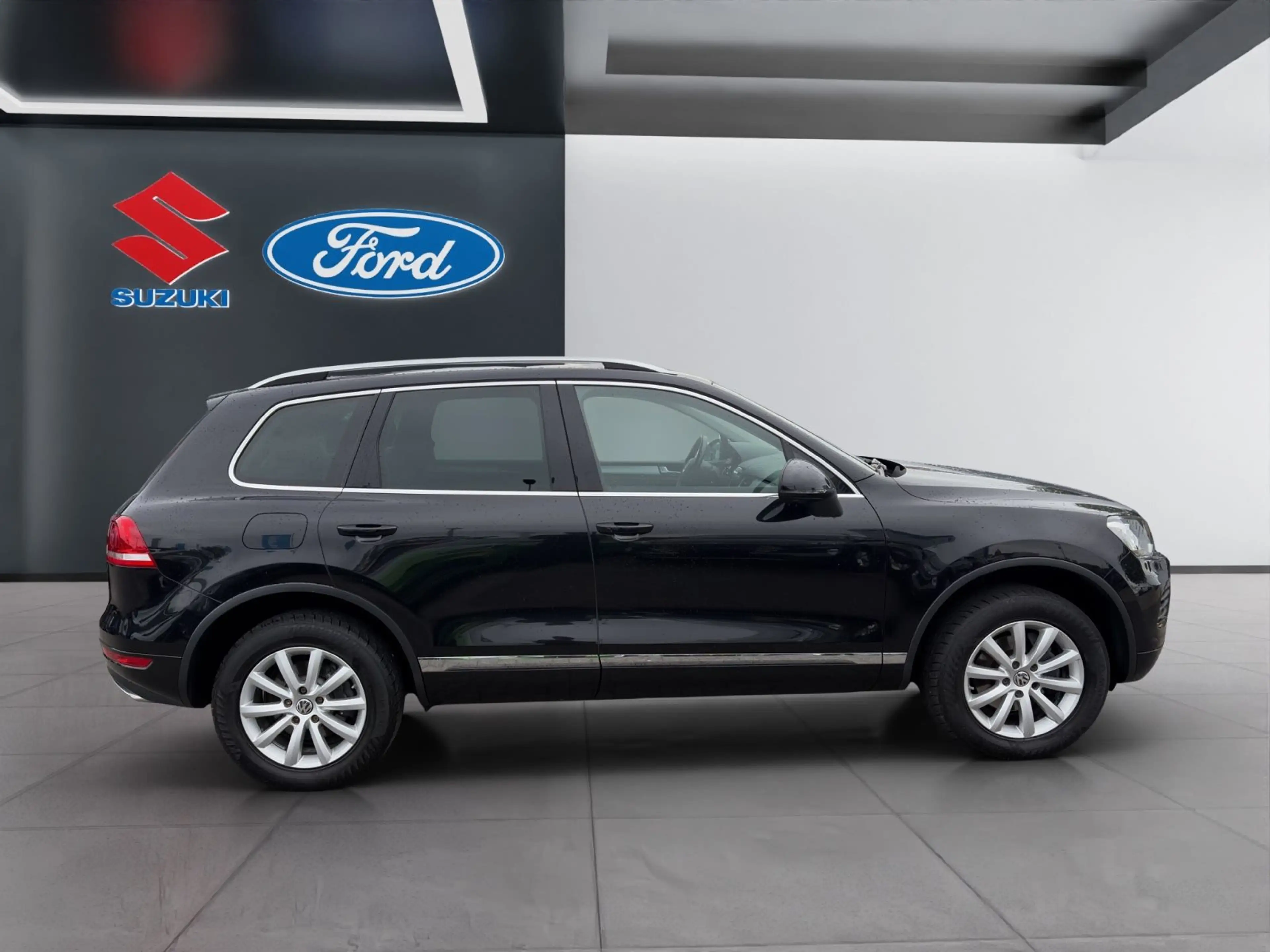 Volkswagen Touareg V6 BMT*Navi*AHK*Leder*Bi-Xenon*PDC*SHZ* — photo 5