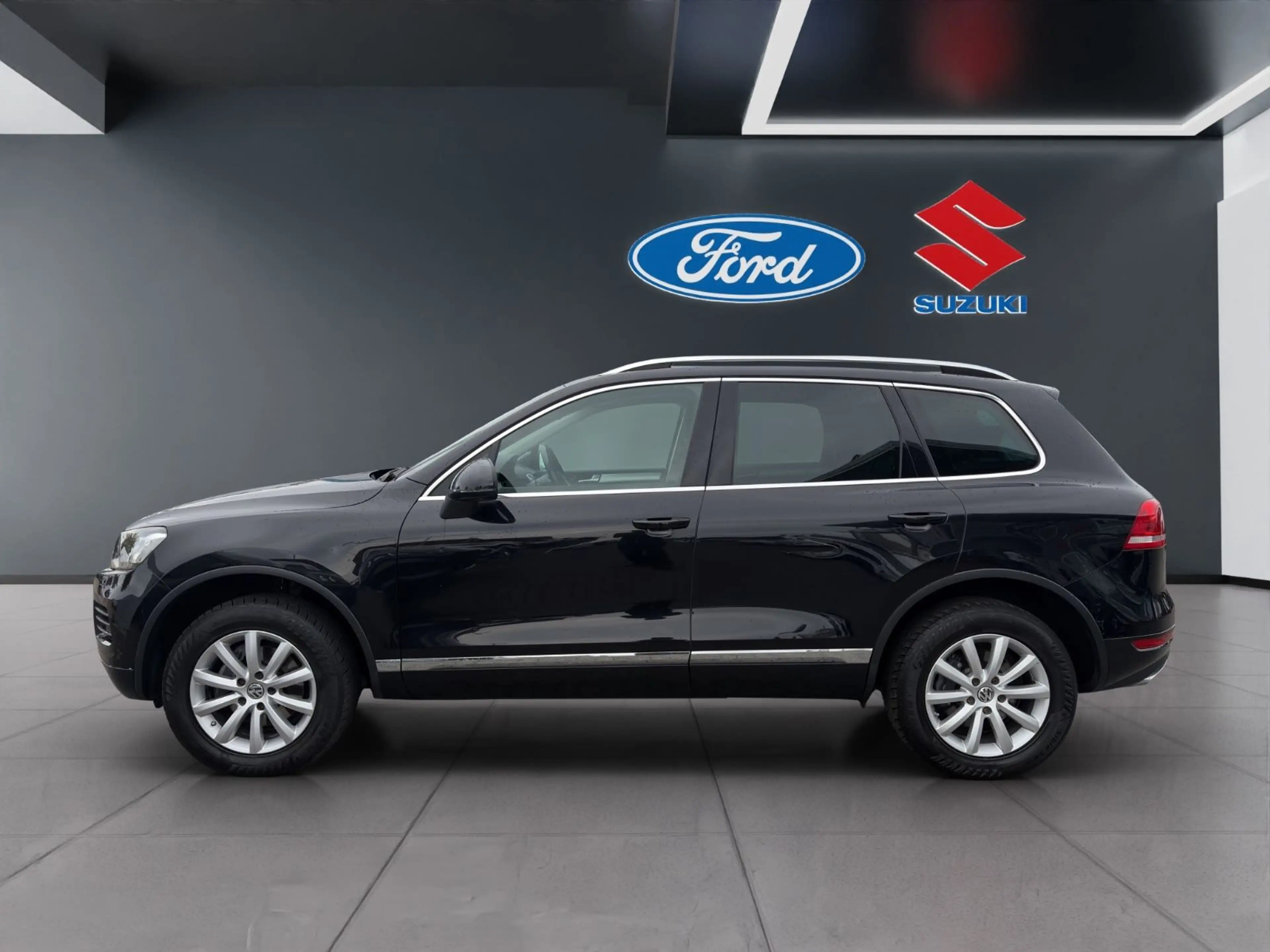 Volkswagen Touareg V6 BMT*Navi*AHK*Leder*Bi-Xenon*PDC*SHZ* — photo 9
