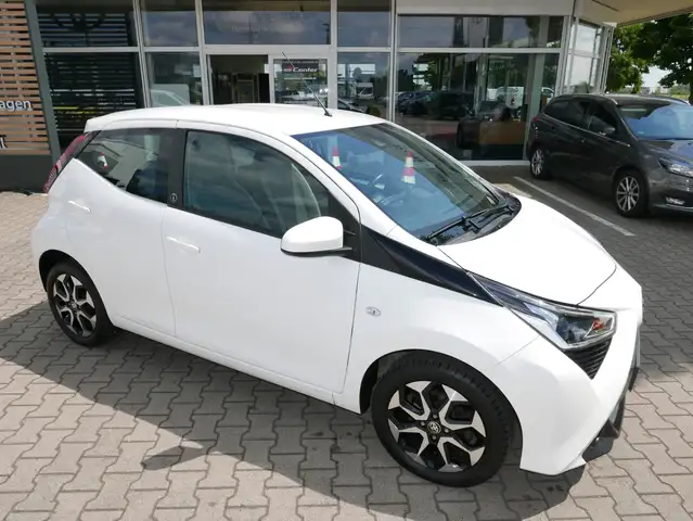 Toyota Aygo x-play Team D KAMERA*KLIMA