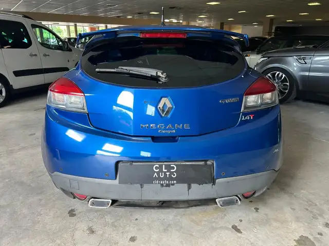 Renault Megane view 5