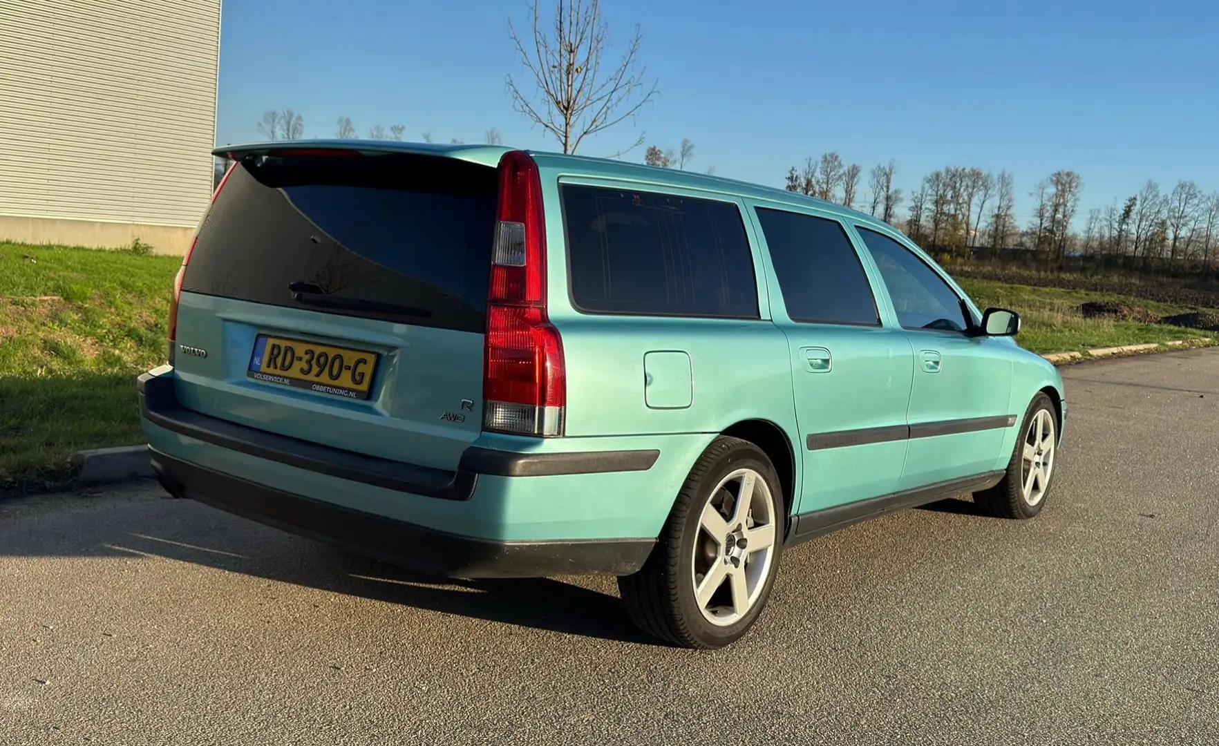 Volvo V70R Flashgreen Nordkapp Grün - 2