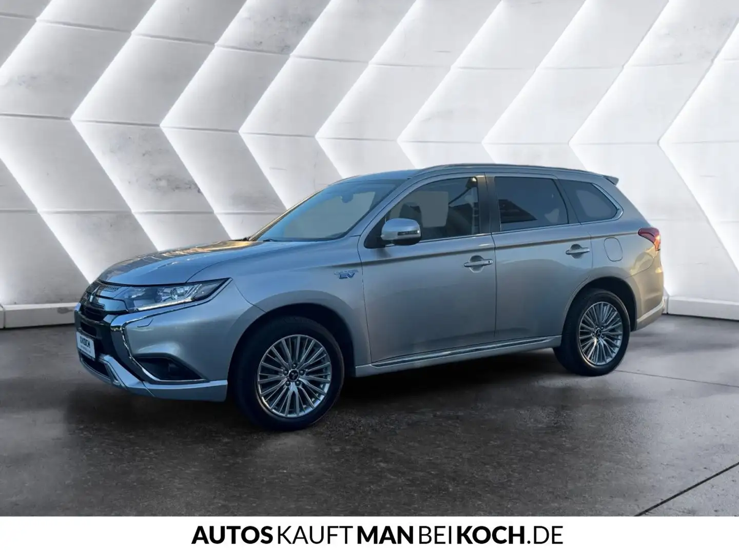 Mitsubishi Outlander 2.4 4WD Plug-In STANDHZ AHK ALCANTA KAME Silber - 2