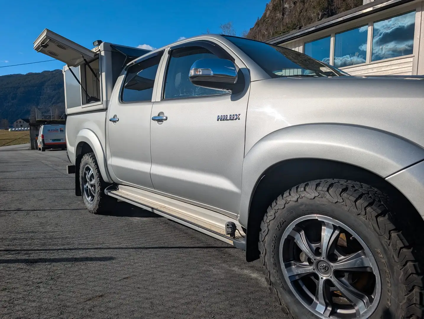 Toyota Hilux Hilux 3.0 d-4d Gris - 1