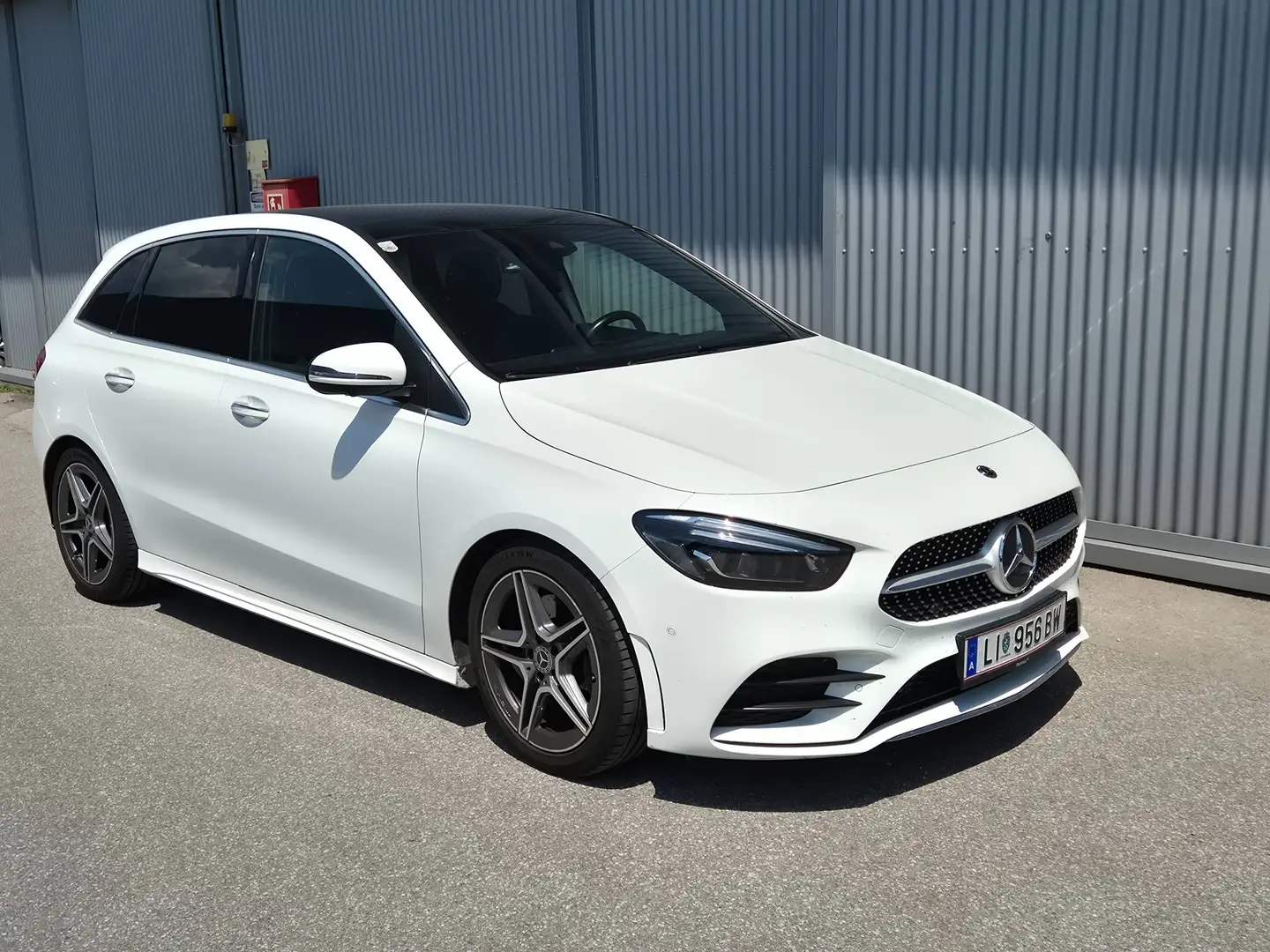 Mercedes-Benz B 220 B 220 4MATIC Aut. Weiß - 2