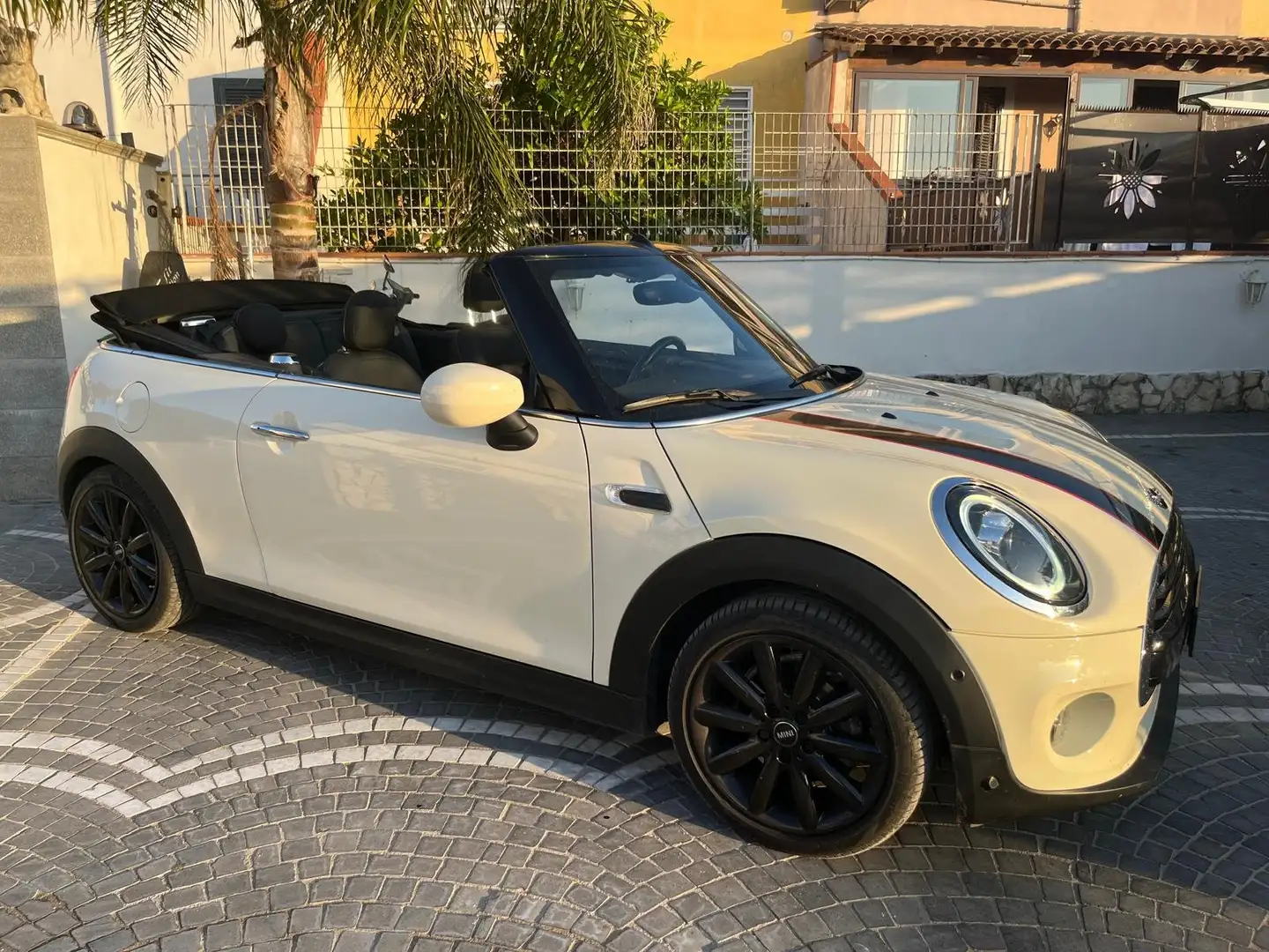 MINI Cooper Cabrio Mini Cooper Anno 2020 Cabrio 1.5 automatica - 1