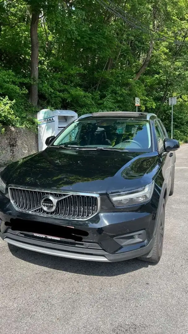 Volvo XC40 XC40 T2 Momentum Pro Momentum Pro Schwarz - 1