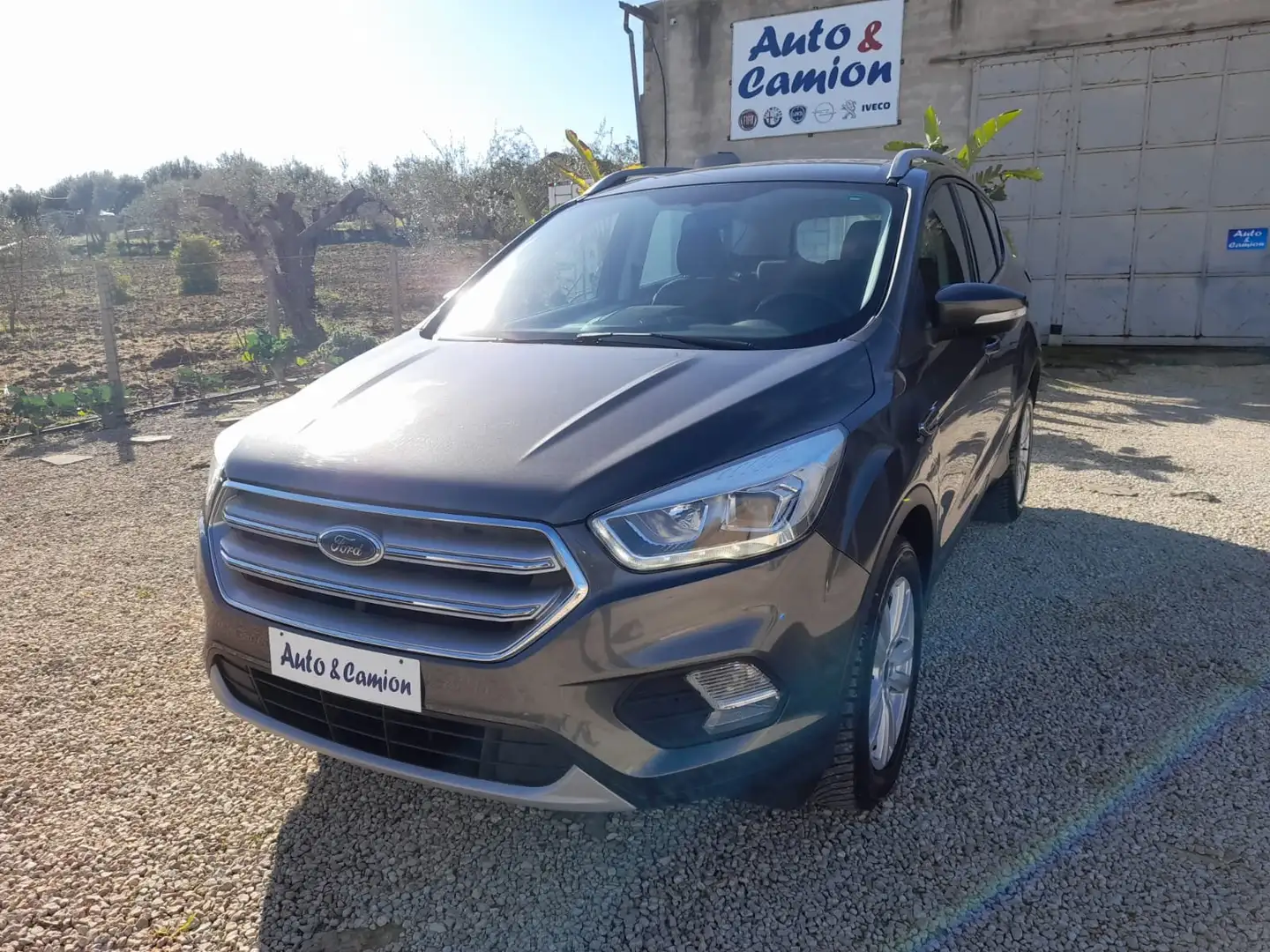 Ford Kuga 2.0 TDCI 150 CV S&S 4WD Powershift Business Grigio - 1