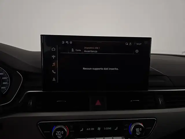 Audi A4 view 15