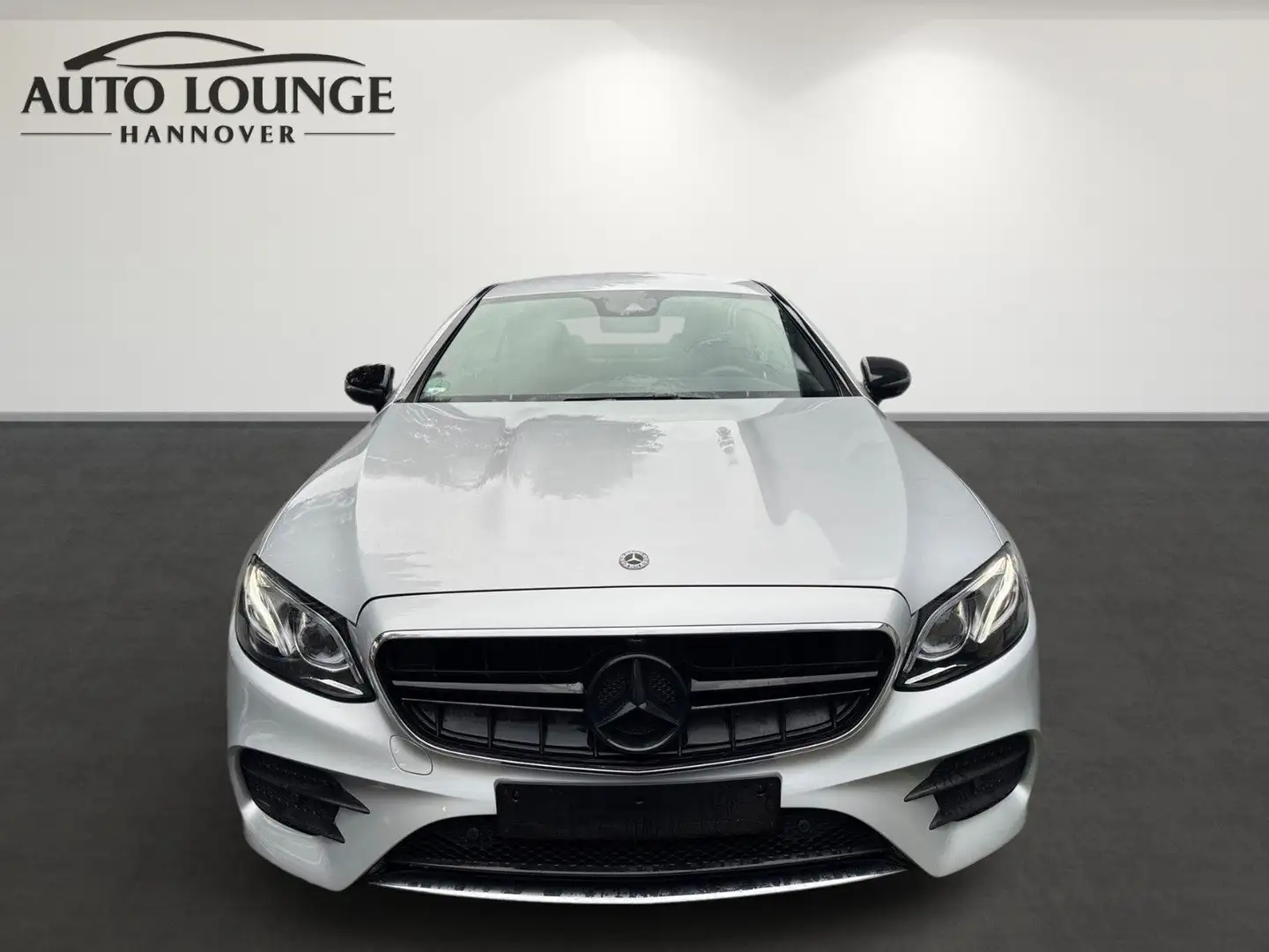 Mercedes-Benz E 350 Coupe | AMG | Night | LED | Garantie Silber - 2