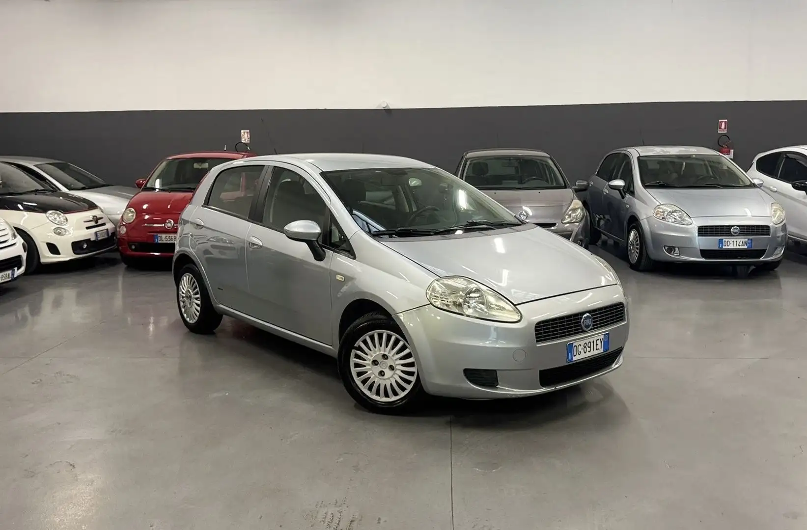 Fiat Grande Punto 5p 1.2 neopatentati - 1