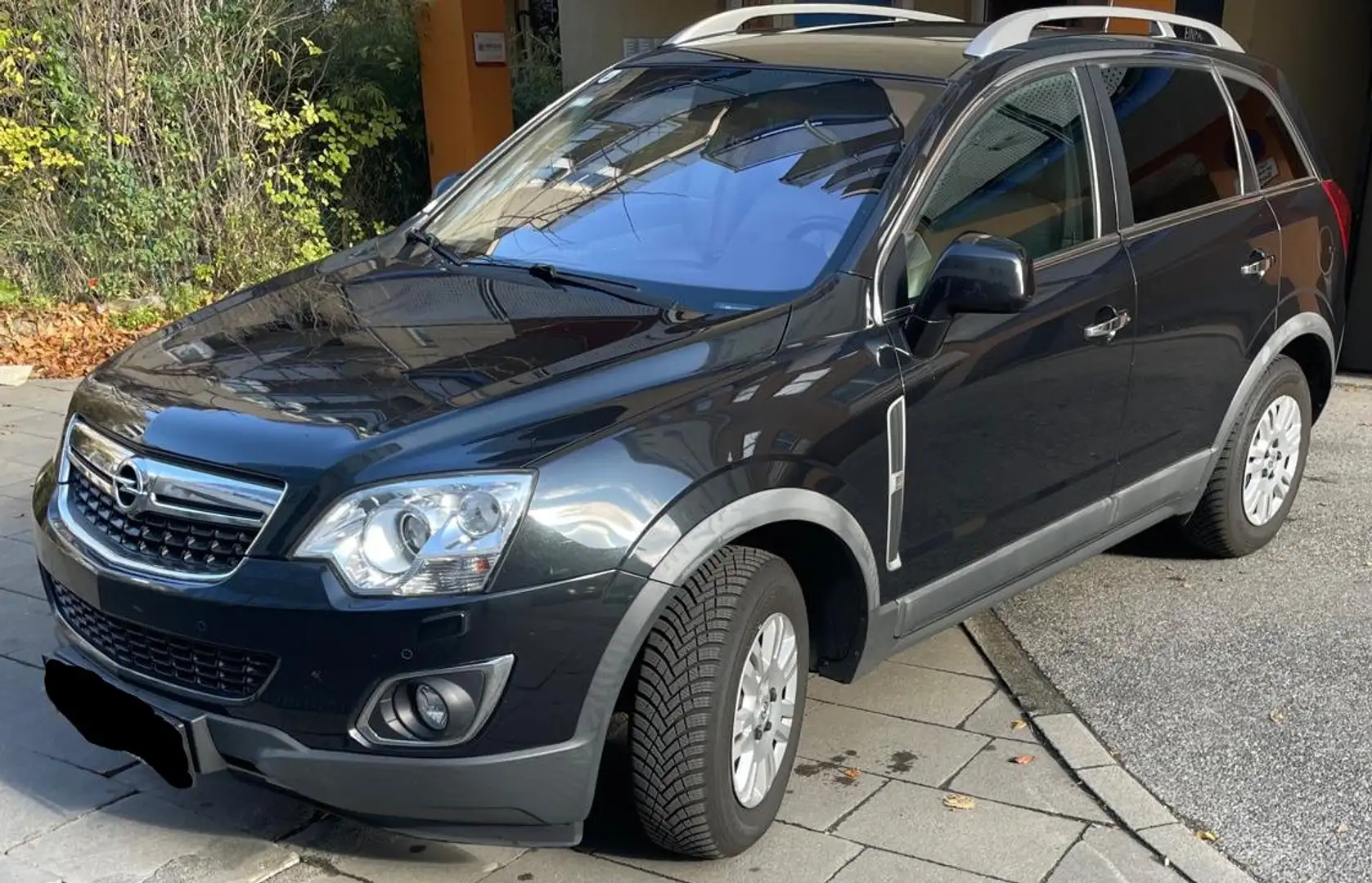 Opel Antara Antara 2,2 CDTI Cosmo Aut. Cosmo Schwarz - 1