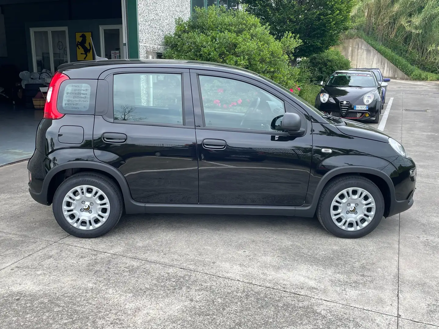 Fiat Panda 1.0 Hybrid Pandina *PREZZO REALE* Bluetooth Negro - 2