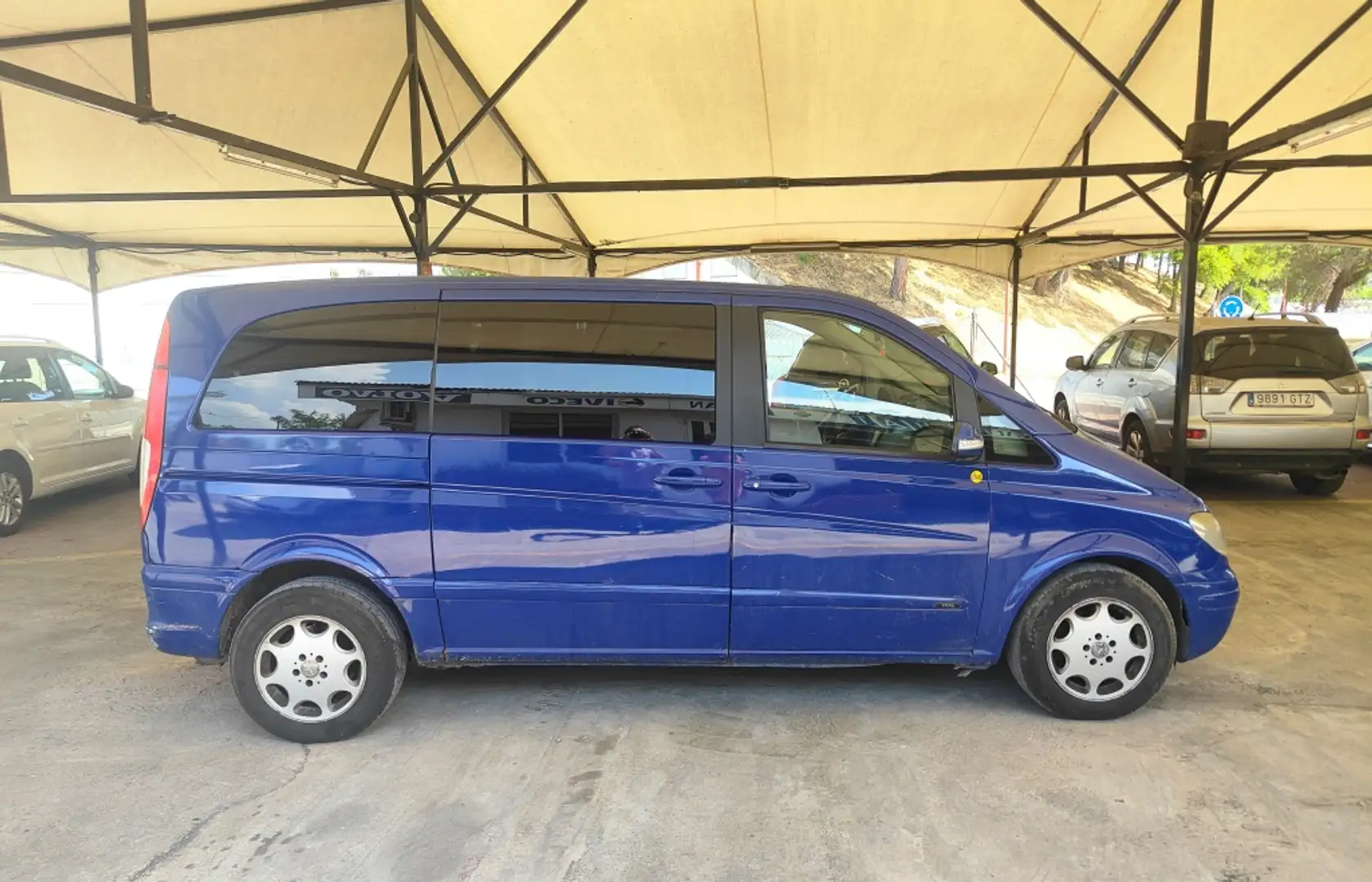 Mercedes-Benz Viano 2.2CDI Trend Compacta Bleu - 2