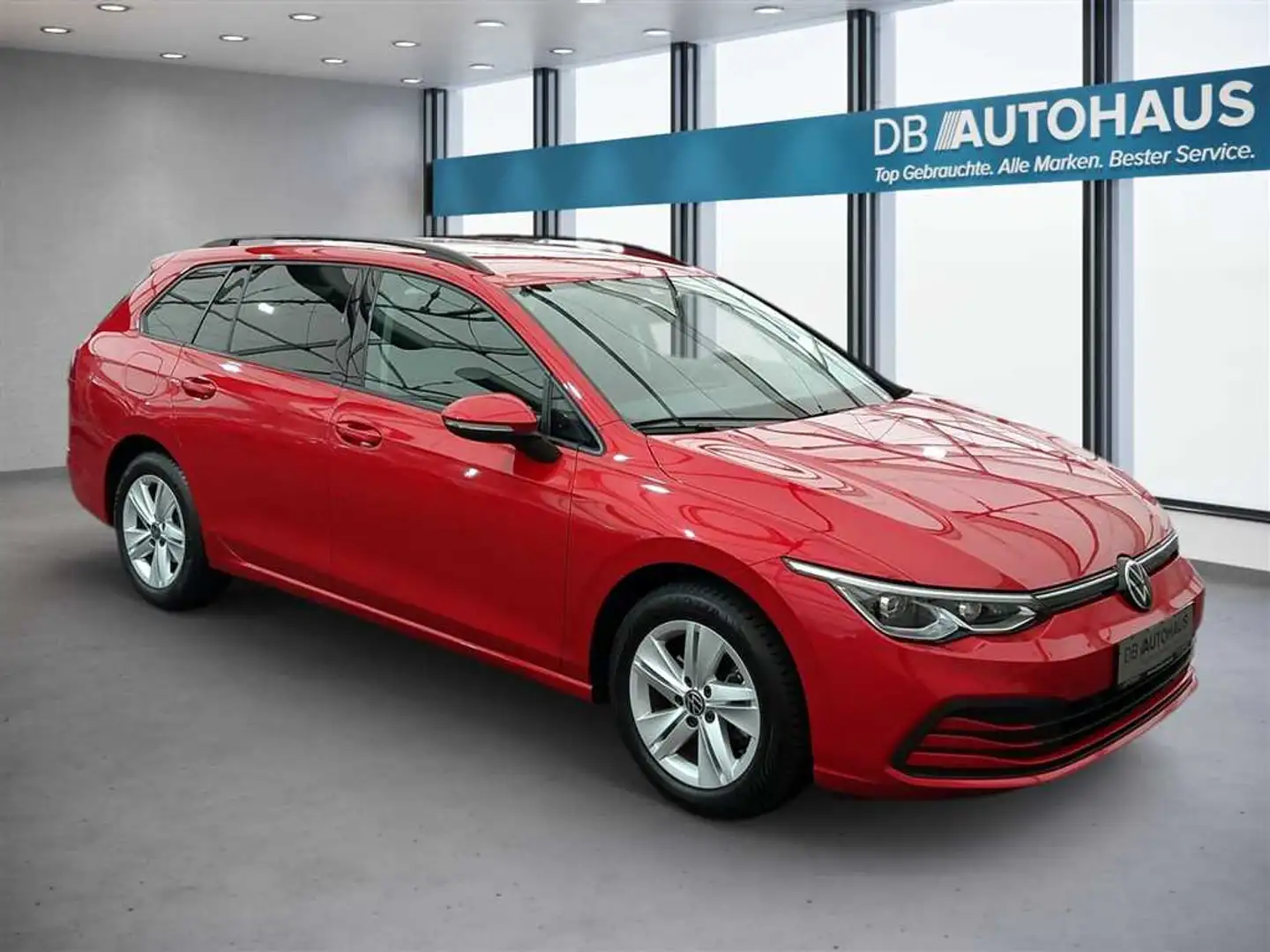 Volkswagen Golf Life 1.5 eTSI DSG Rood - 2