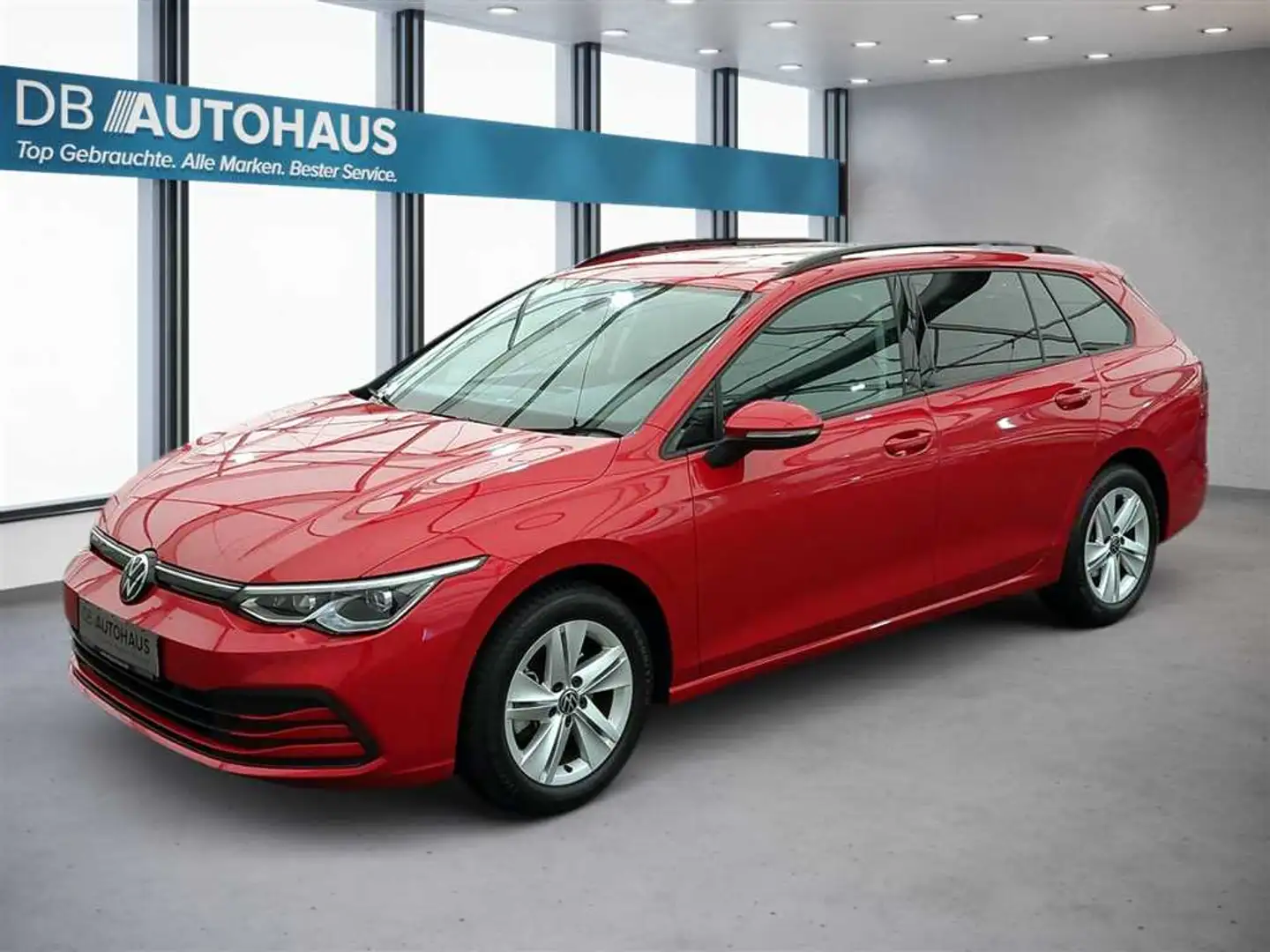 Volkswagen Golf Life 1.5 eTSI DSG Rood - 1