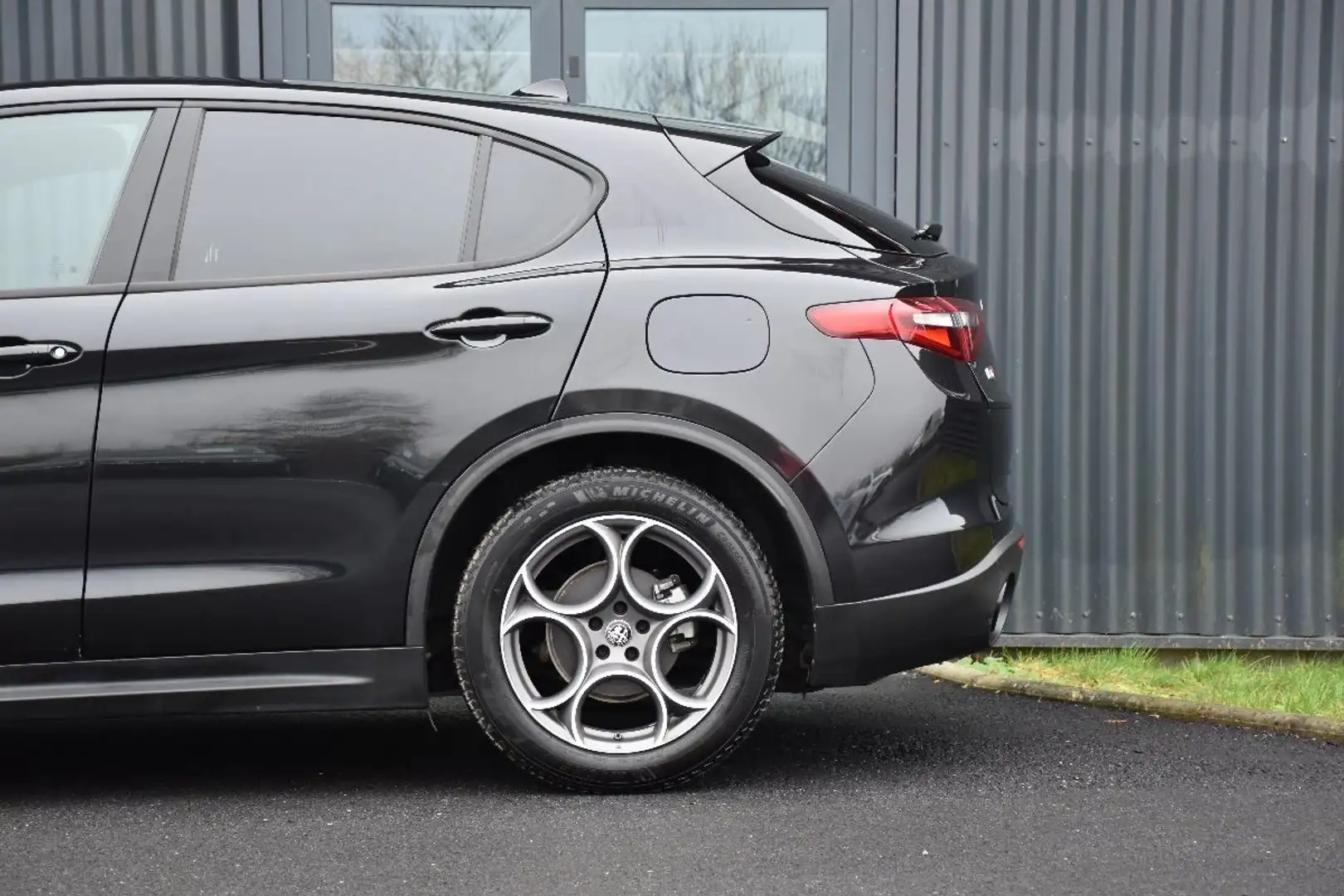 Alfa Romeo Stelvio 2.2 DIESEL 190 Q4 SPRINT AT8 MY22 Schwarz - 2