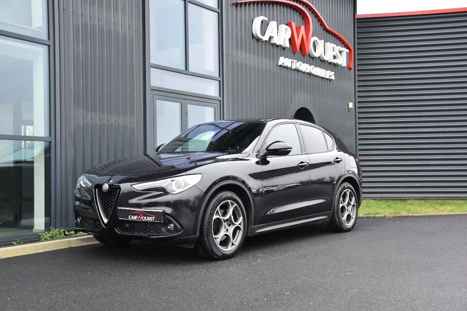 Alfa Romeo Stelvio 2.2 DIESEL 190 Q4 SPRINT AT8 MY22 Schwarz - 1