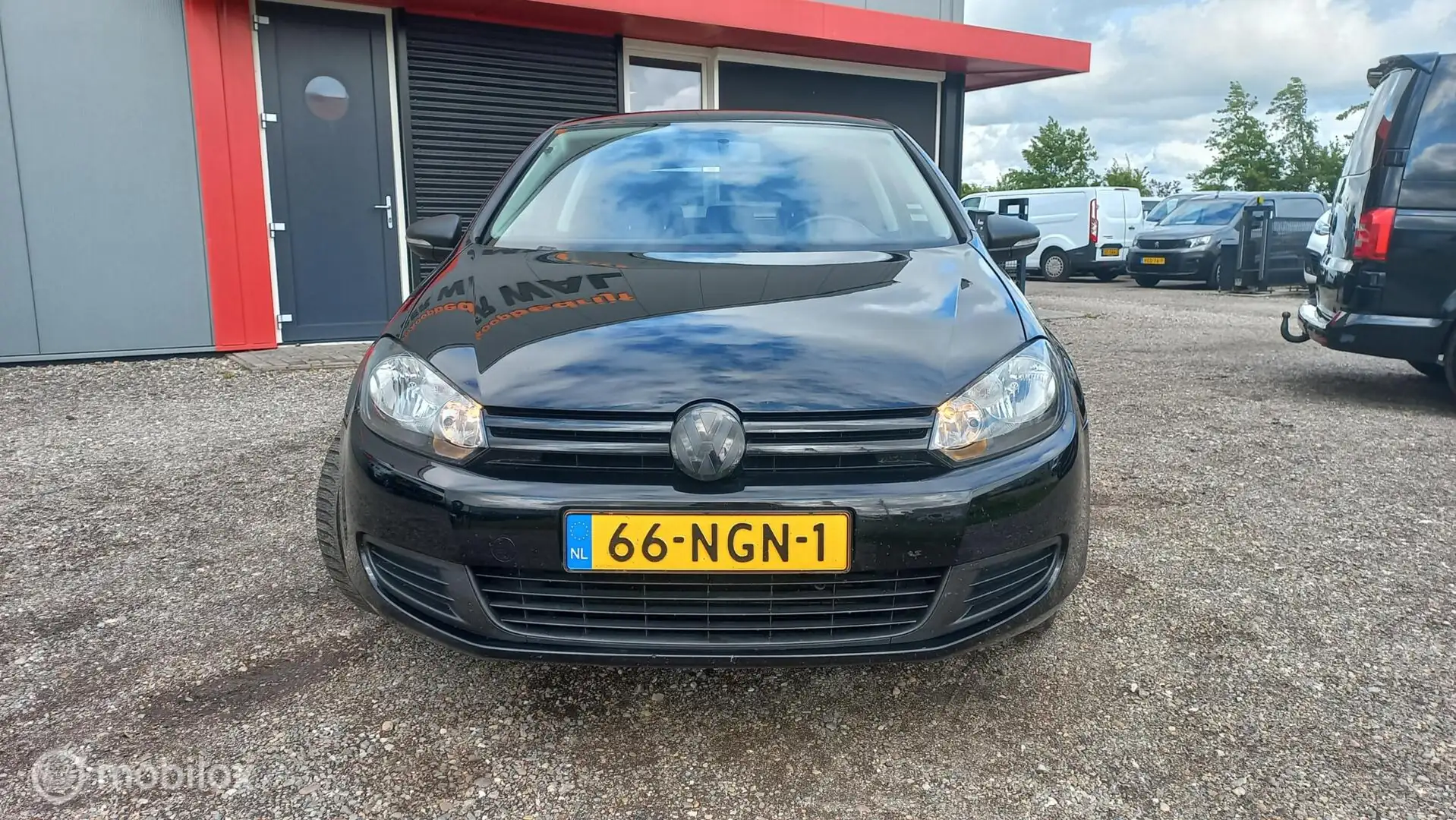 Volkswagen Golf 1.4 Easyline Schwarz - 2