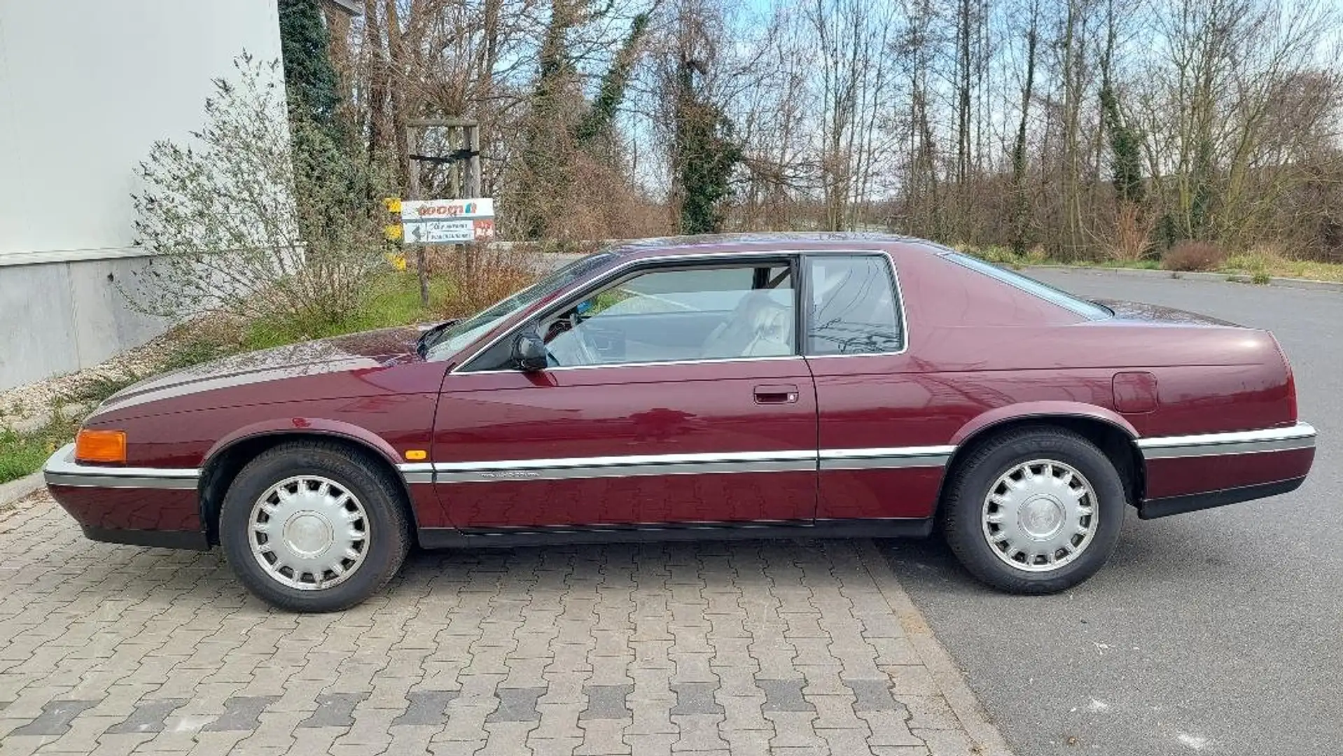 Cadillac Eldorado Touring Coupe V8 Oldtimer mit erst 74000km! Roşu - 2