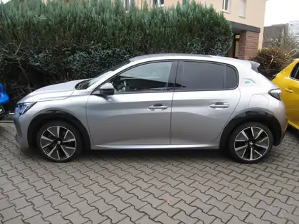 Annonce voiture d'occasion Peugeot e-208 - CARADIZE