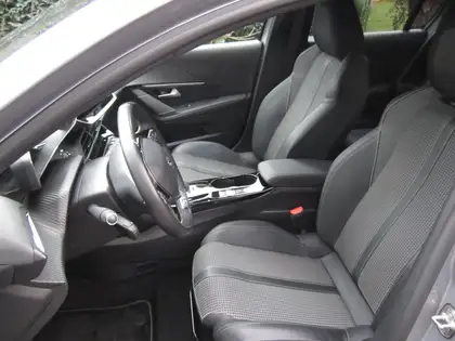 Annonce voiture d'occasion Peugeot e-208 - CARADIZE