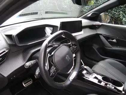 Annonce voiture d'occasion Peugeot e-208 - CARADIZE