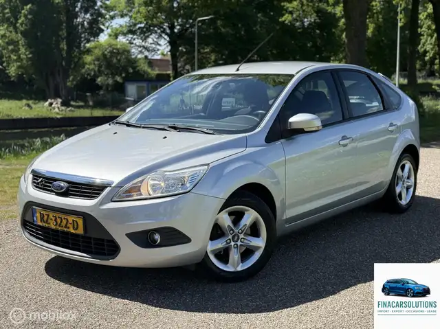 Ford Focus 1.8 Trend Flexi Fuel/Airco/Nieuwe apk/5-Deurs