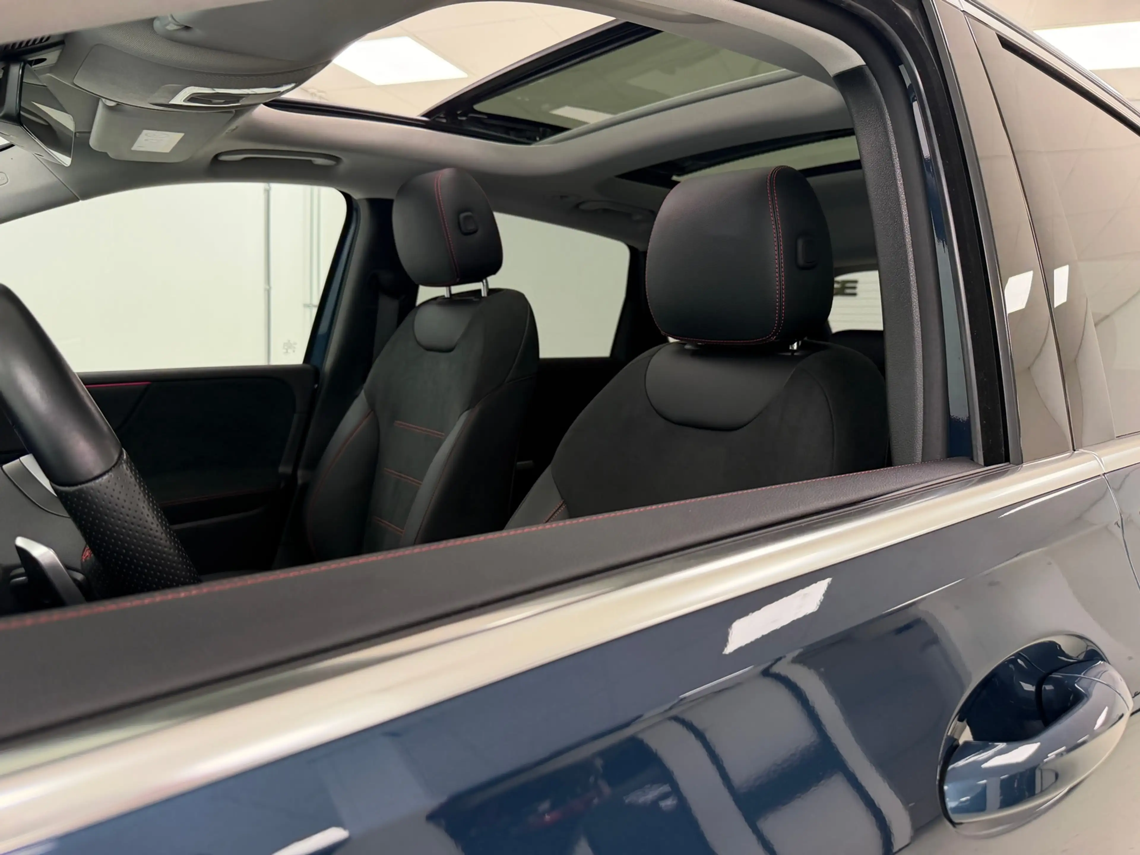 Mercedes-Benz B 250 e AMG Premium Plus | Trekhaak | Burmester | Adapti — photo 5