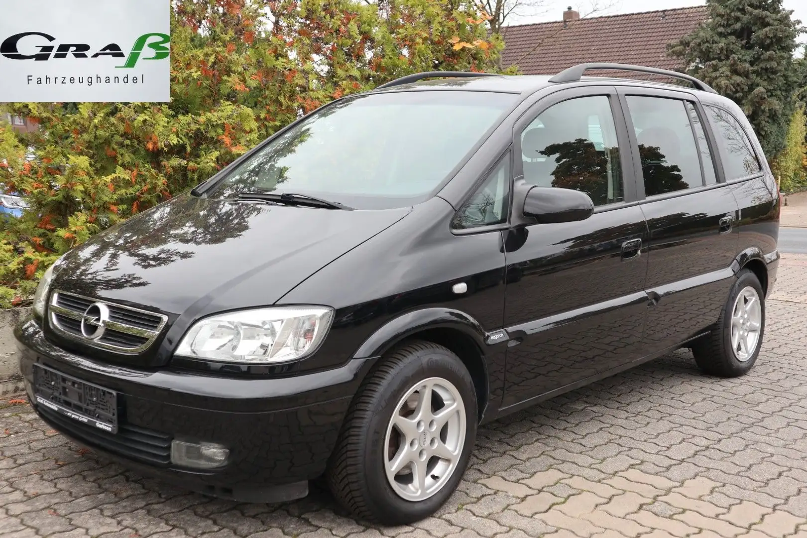 Opel Zafira 1.8 Elegance *1.Hand/unfallfrei/SH-gepfl. Schwarz - 1
