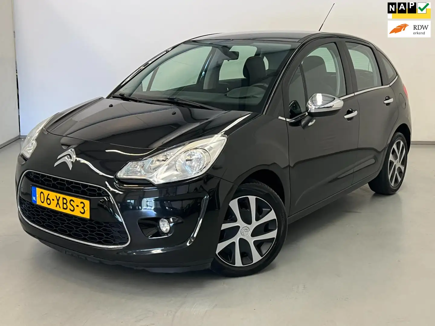 Citroen C3 1.4 e-HDi Collection / Aut / Clima / Trekhaak / NL Zwart - 1